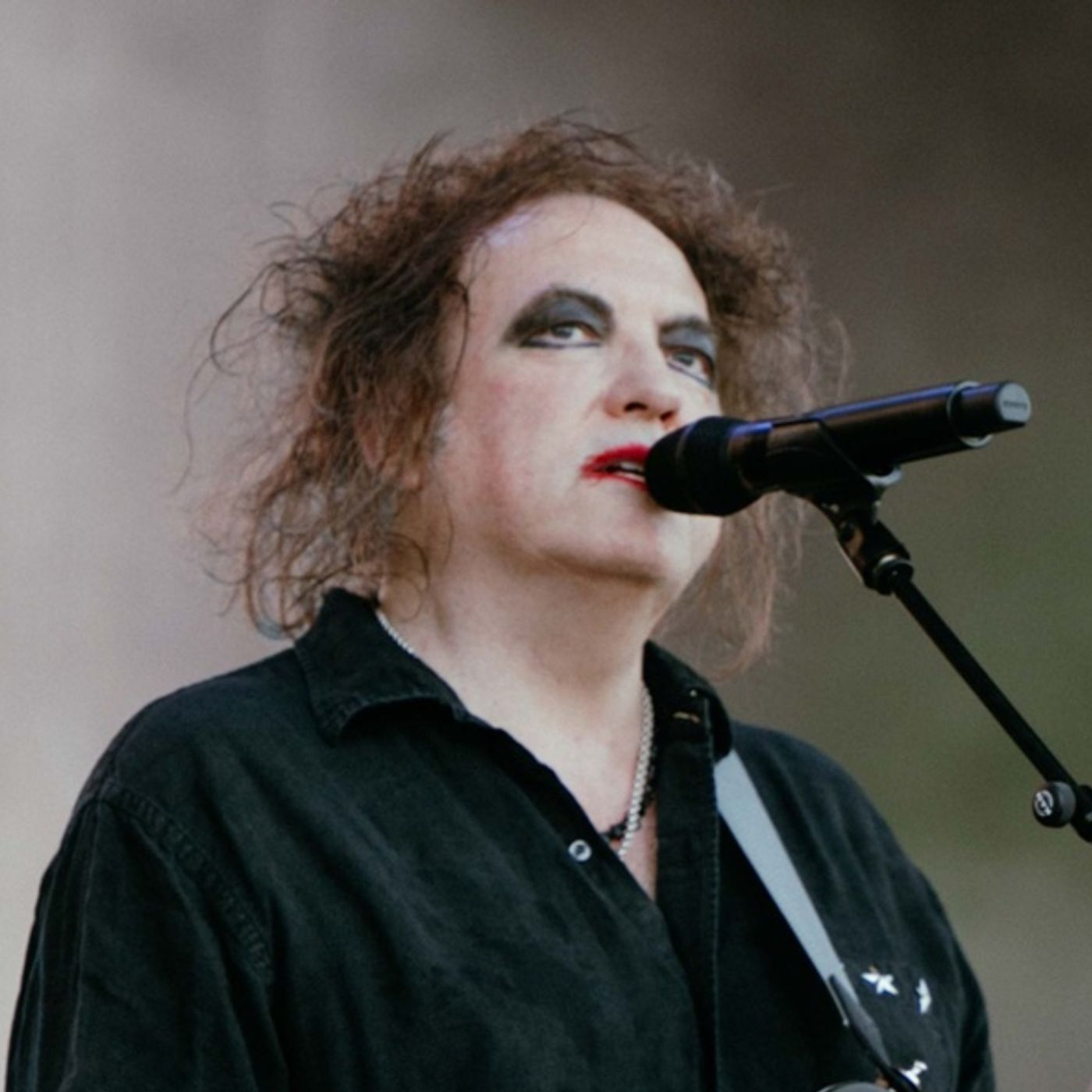 ‘Hot Hot Hot!!!’ – The Cure bring the hits through the heatwave as 2026 UK tour arrives in Cardiff episode artwork