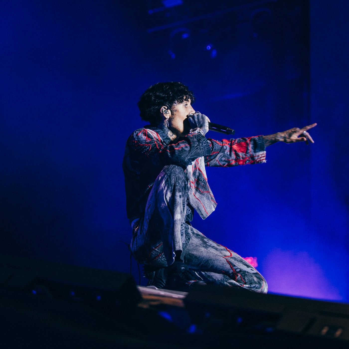 Watch Bring Me The Horizon play ‘Antivist’ with Lorna Shore’s Will Ramos at Hellfest episode artwork