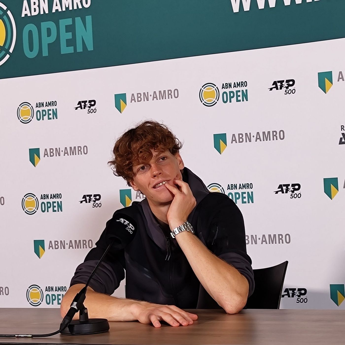 Sinner batte de Minaur in finale a Rotterdam: "Sono rimasto molto calmo e ho trovato buchi nel uso gioco" episode artwork