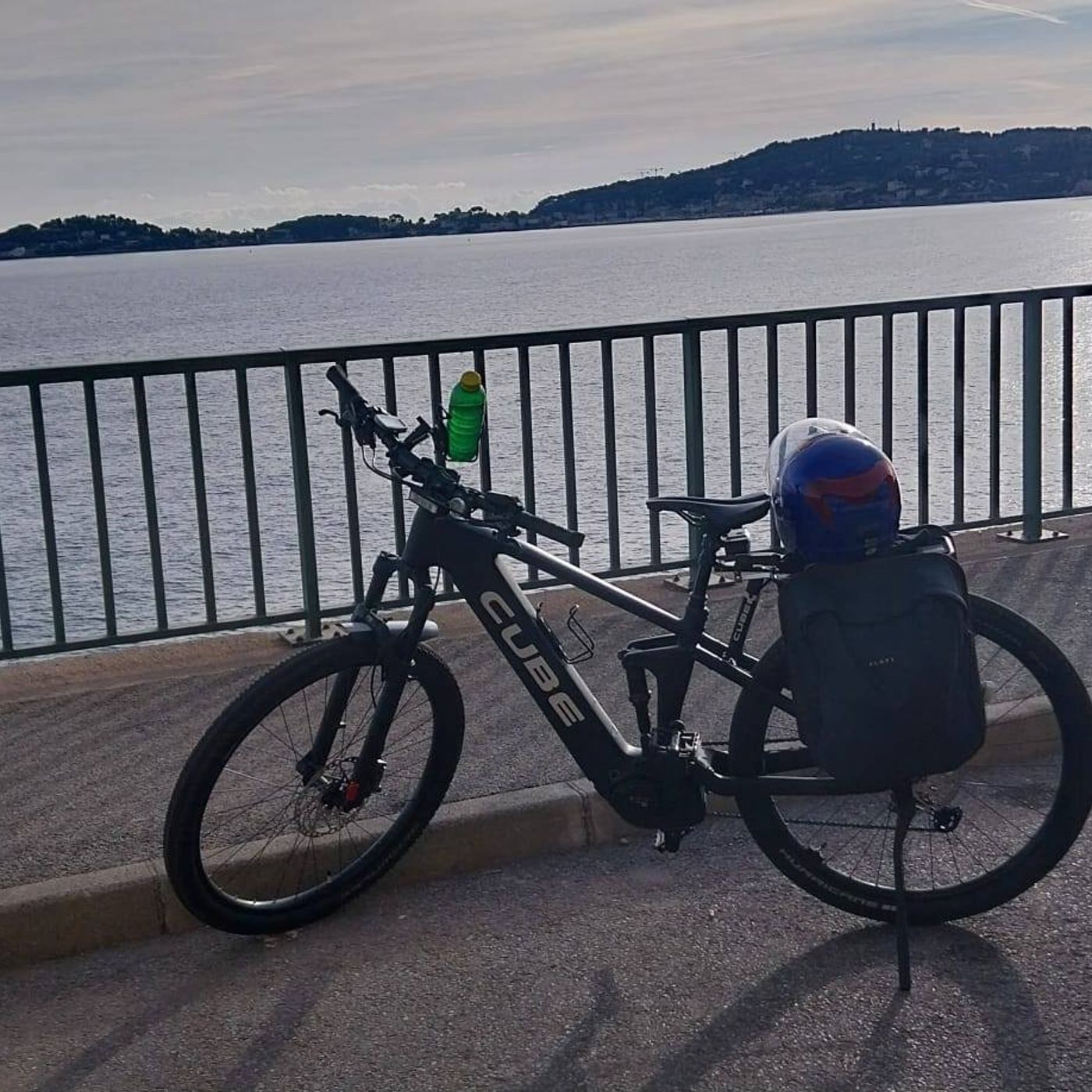 I viaggi in bicicletta su e giù per la Costa Azzurra diventano una mostra a Nizza