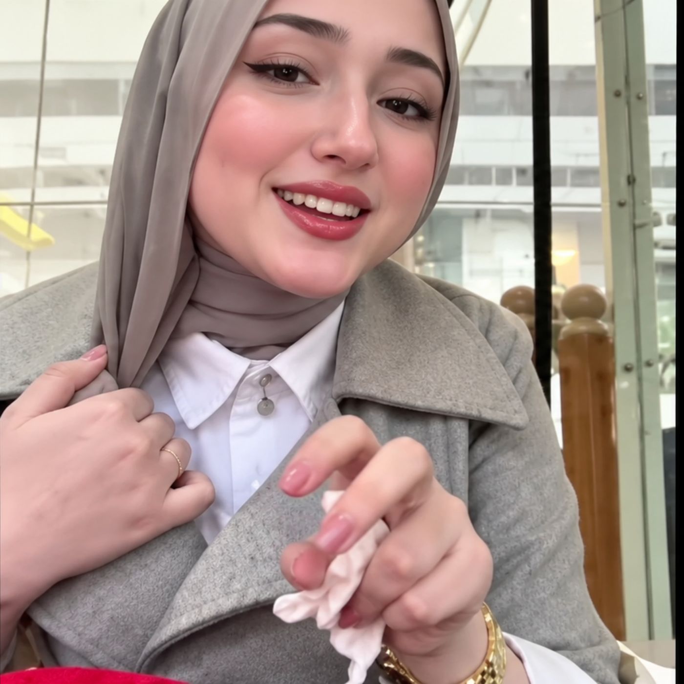 عنوان الحلقة_ ديما كام تكشف عن أحدث تجهيزات الزفاف ومشترياتها الجديدة