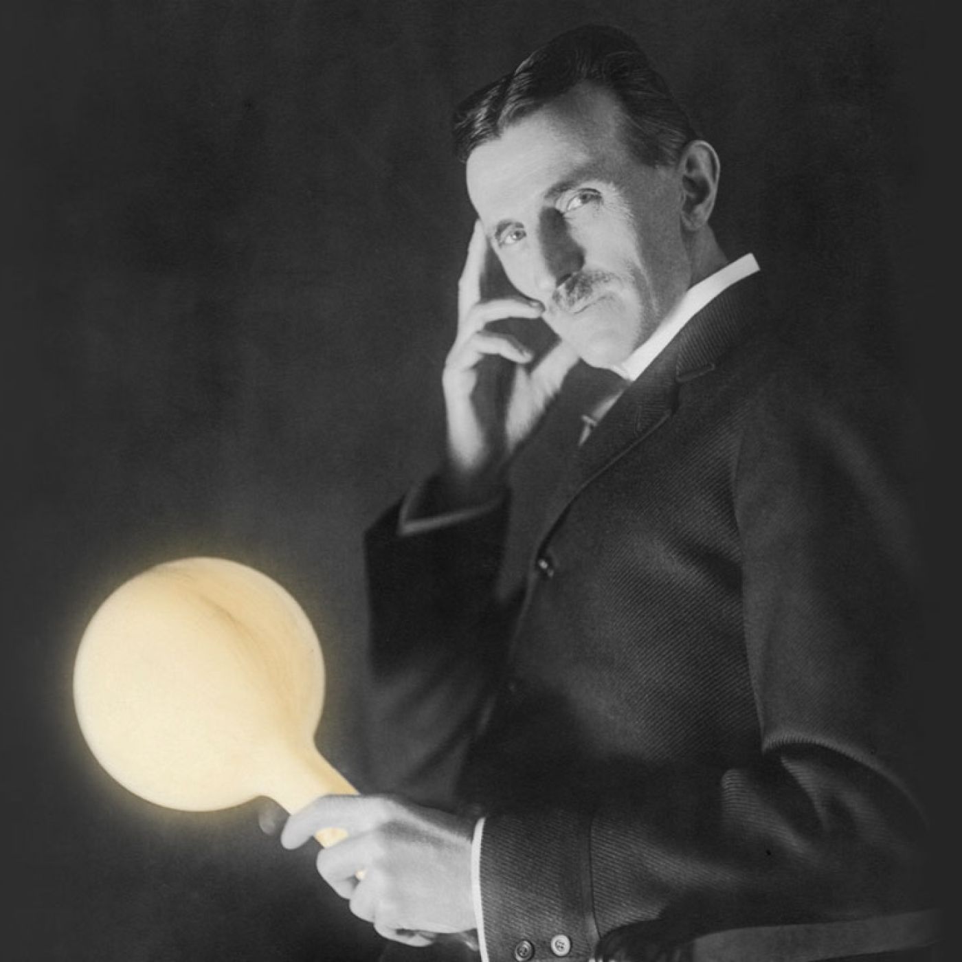 Voces del Misterio nº.911: Luces y sombras de Nikola Tesla, charla-coloquio episode artwork