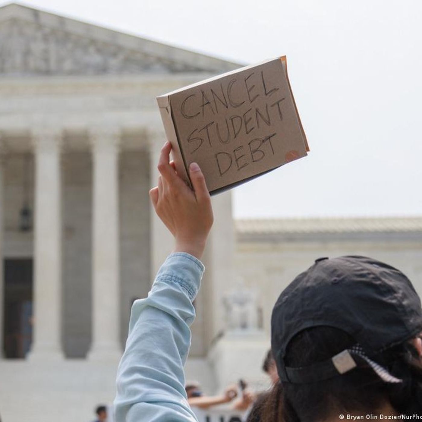 Why 9.5m Americans are defaulting on their student loans