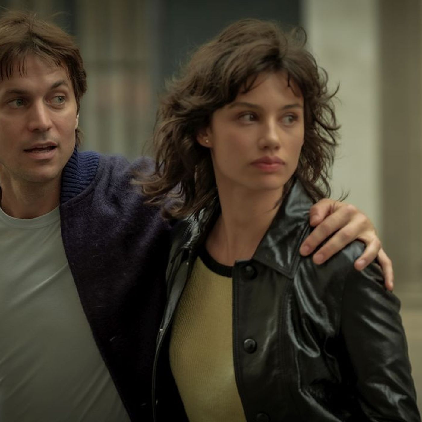 Film d'action romantique - Libre 2024, disponible sur Sadisflix !