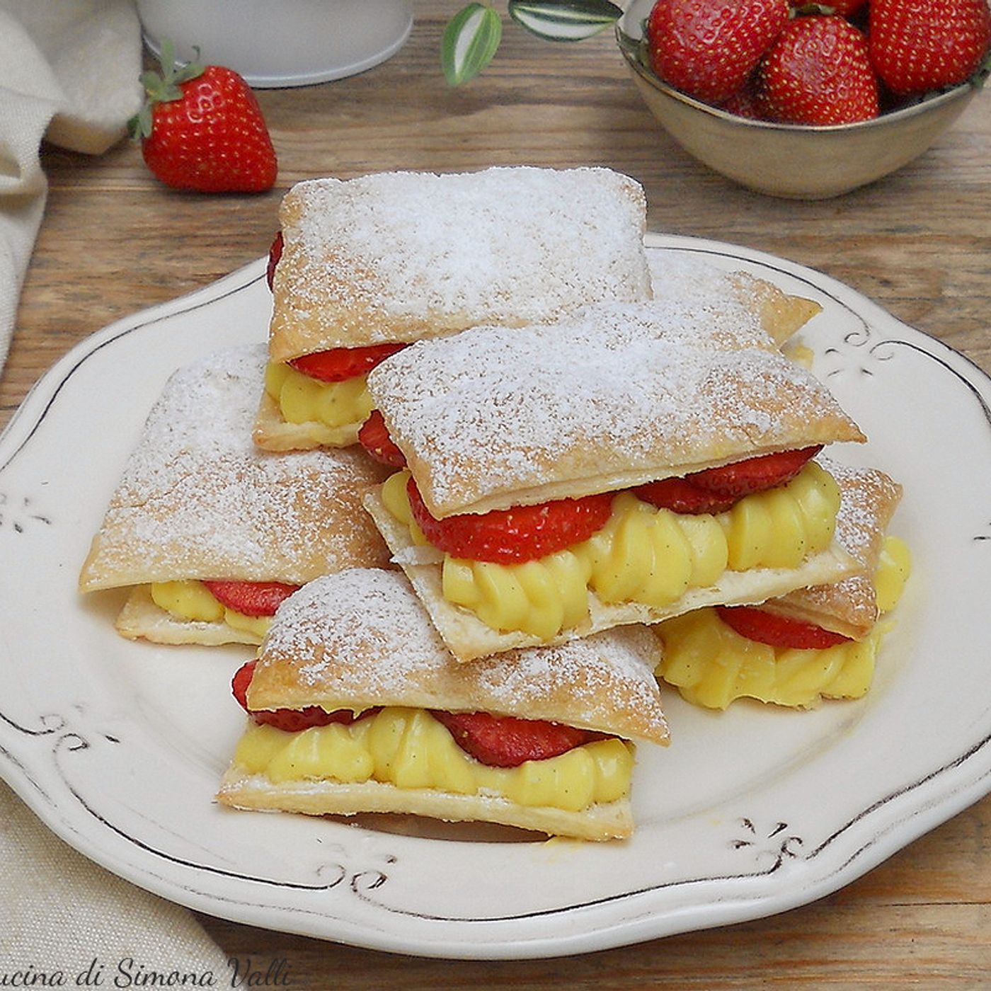 Sporcamuss con crema e fragole episode artwork