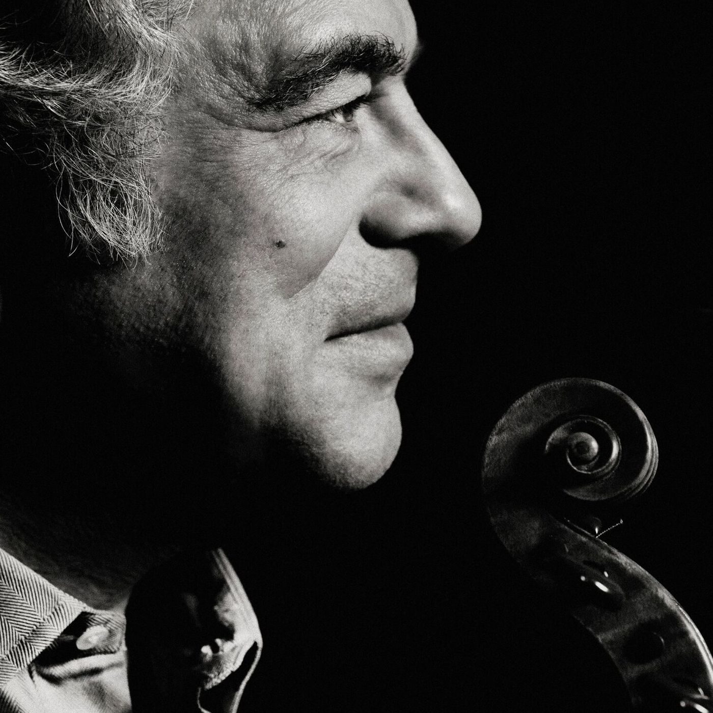 Violin virtuoso Itzhak Perlman glad he's still playing music during troublesome times episode artwork