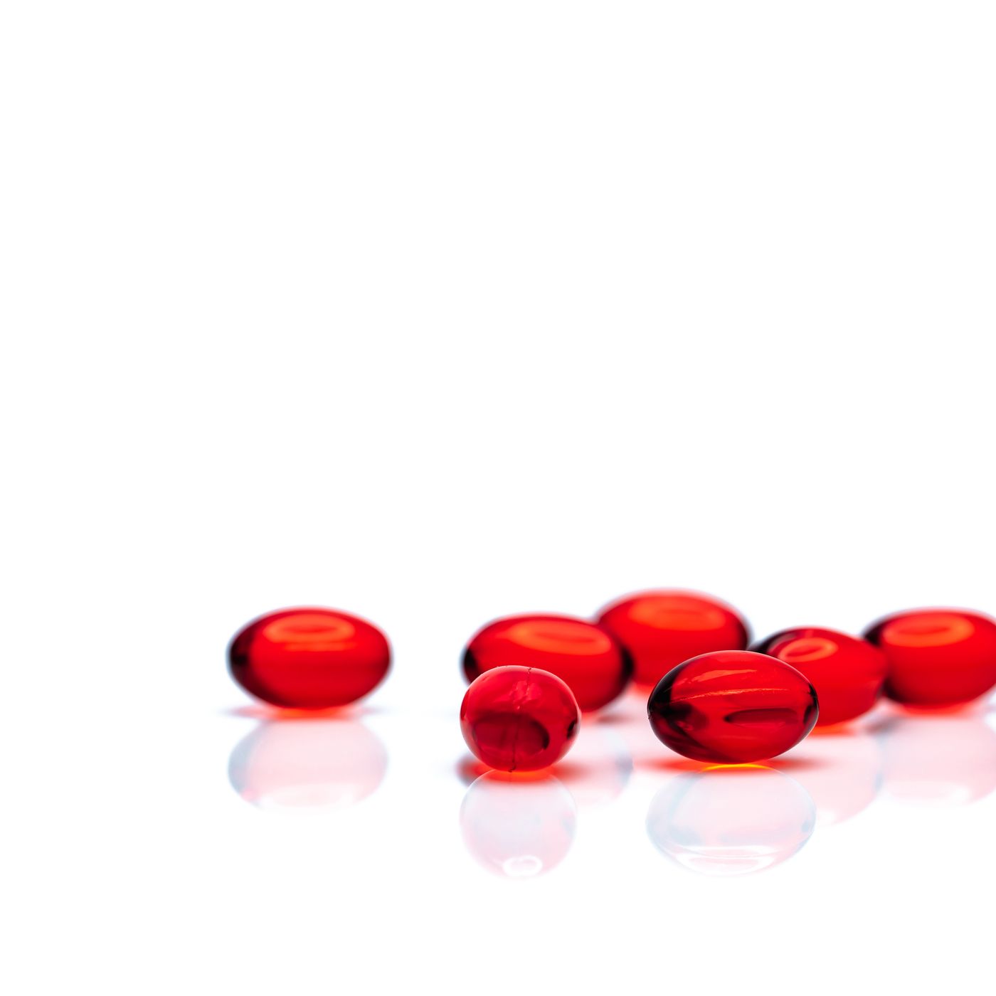 Vitamin E & Skin After 40: Science, Myths, and Solutions