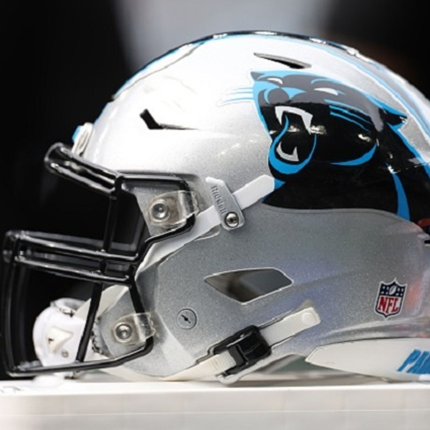 (Smile File) Six-Year-Old Signed by NFL's Carolina Panthers episode artwork