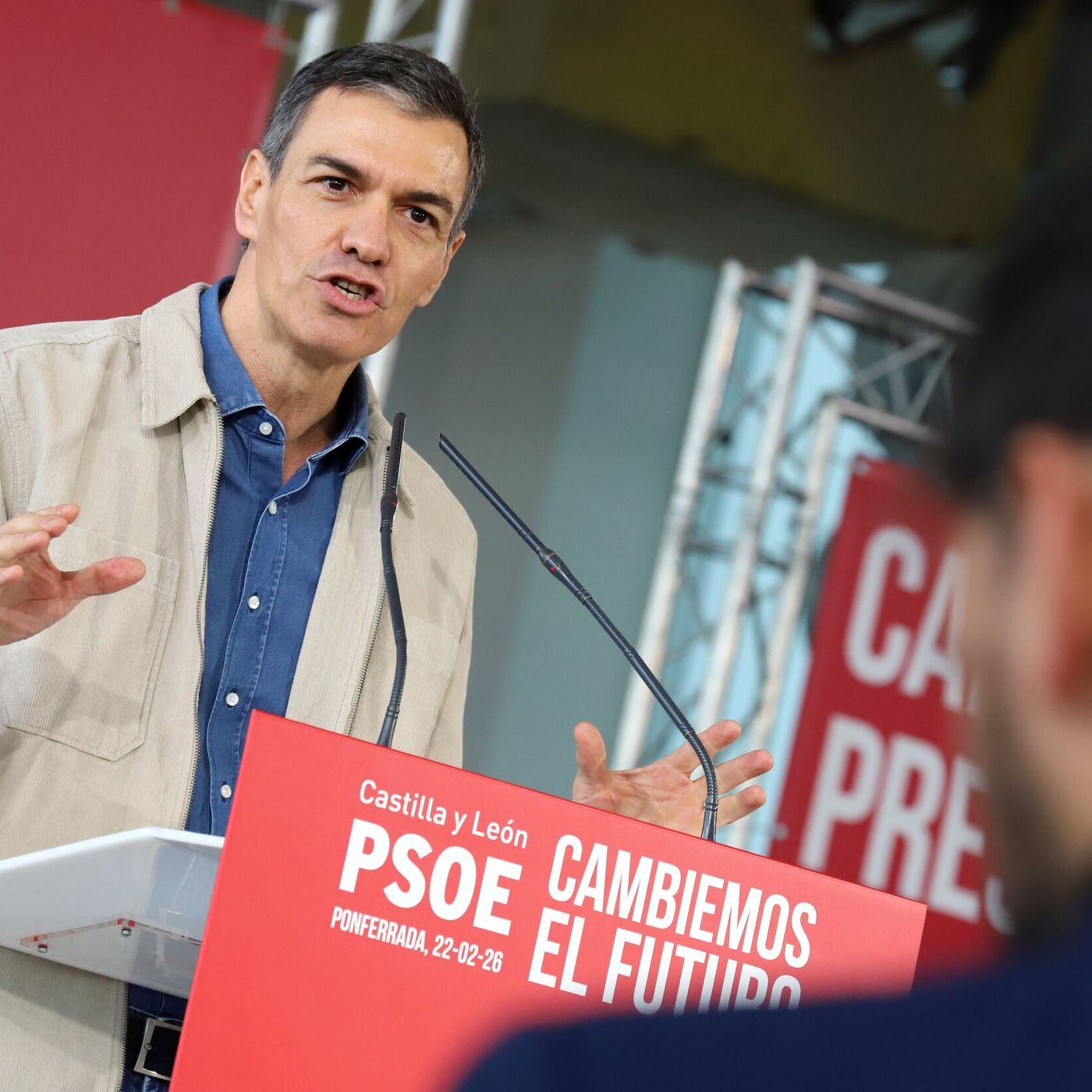 Es Noticia: Nueva cortina de humo de Sánchez, ahora con el 23-F