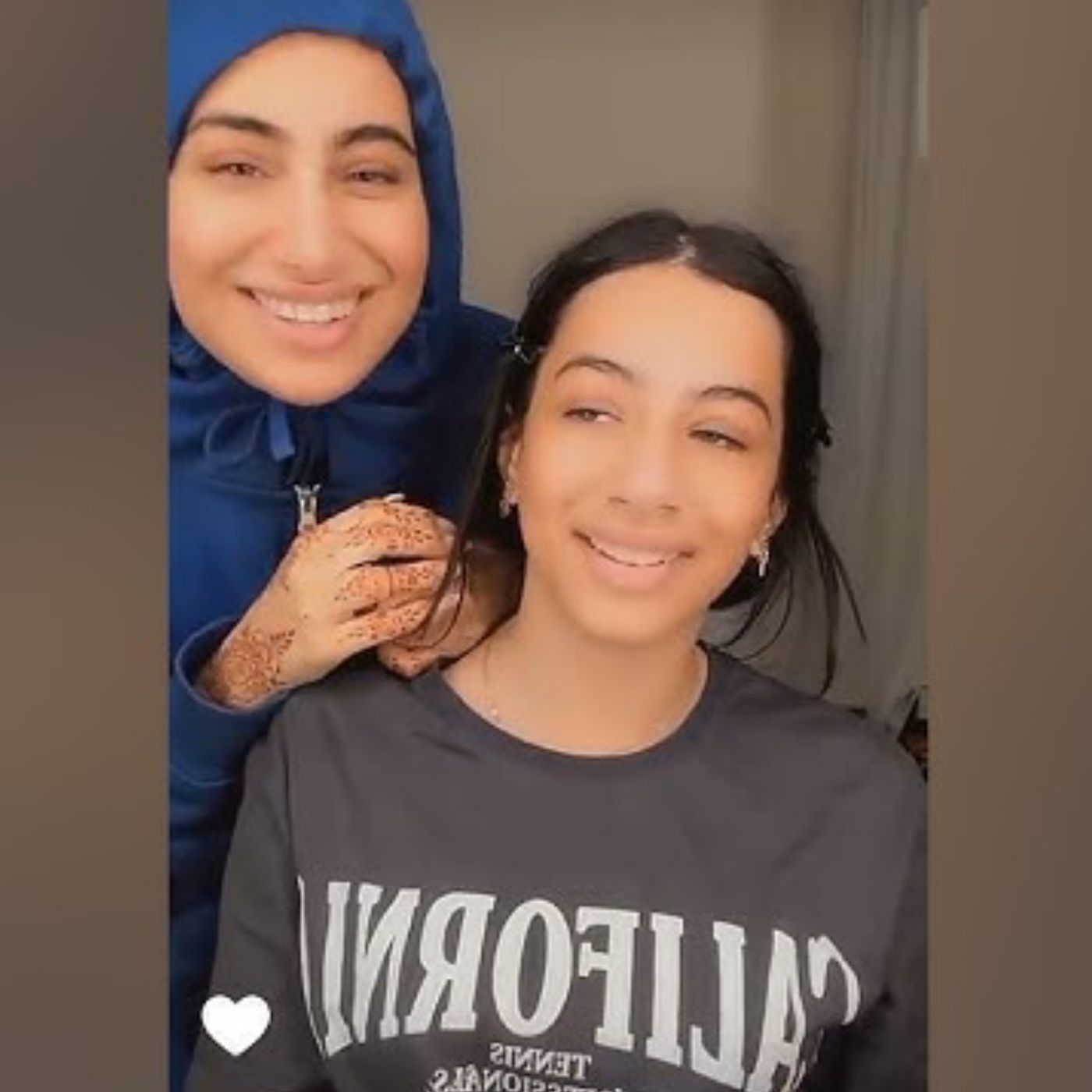 ❤️ ميرا ورغد _ خليت رغد تعمل لي مكياجي بطريقتها 💄😂 episode artwork