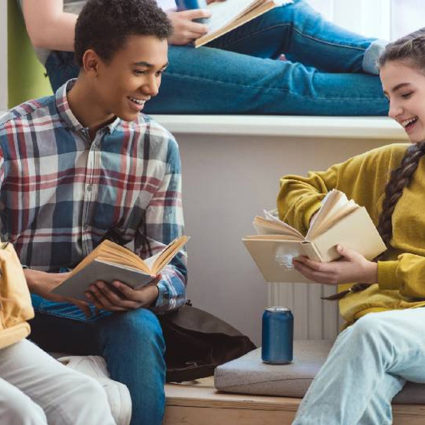 Why Learning a Language in a Group Makes a Difference