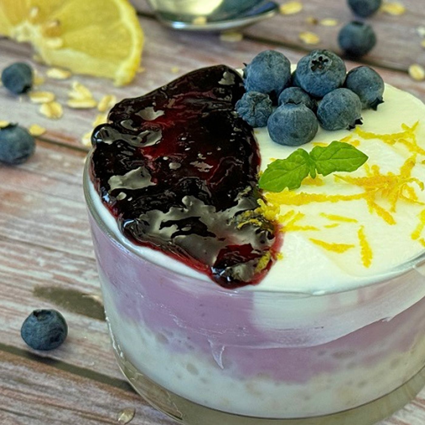 Porridge Overnight Oats Mirtilli e Limone: Il Segreto per una Colazione Cremosa Senza Cottura