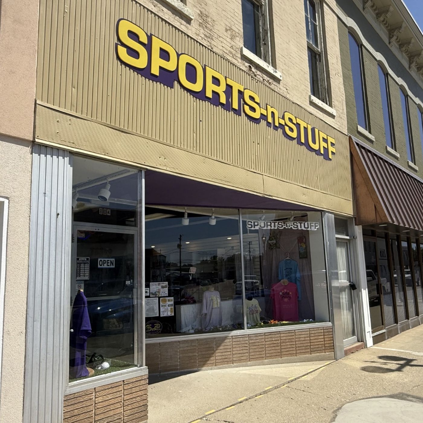 Mendota’s Sports-n-Stuff sold episode artwork