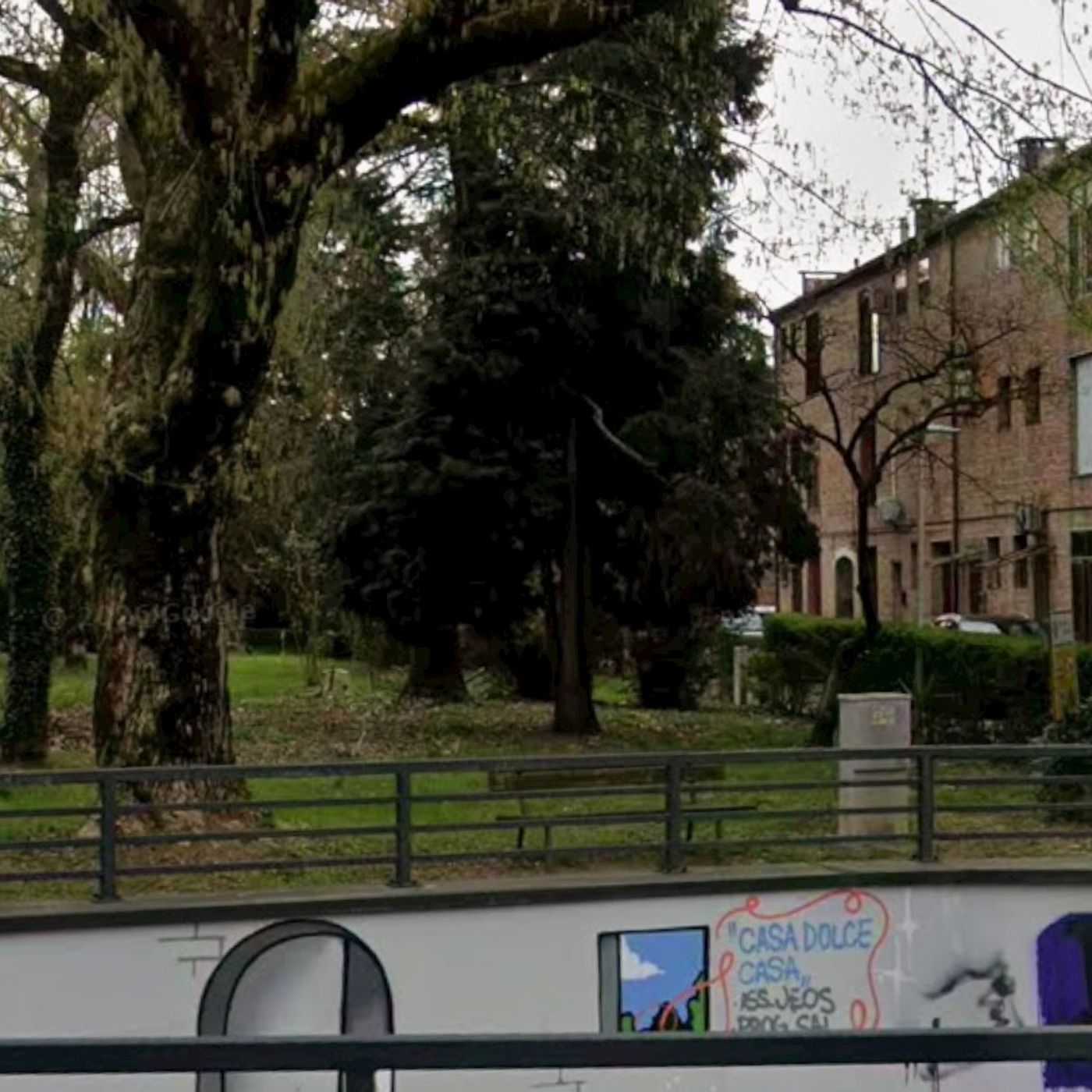 Picchiato al parco dopo l’alterco: in rianimazione un 45enne episode artwork