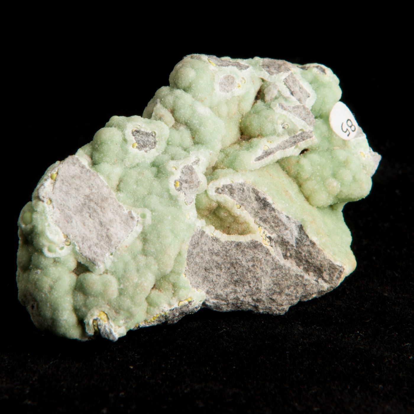 Wavellite Meaning Benefits and Spiritual Properties