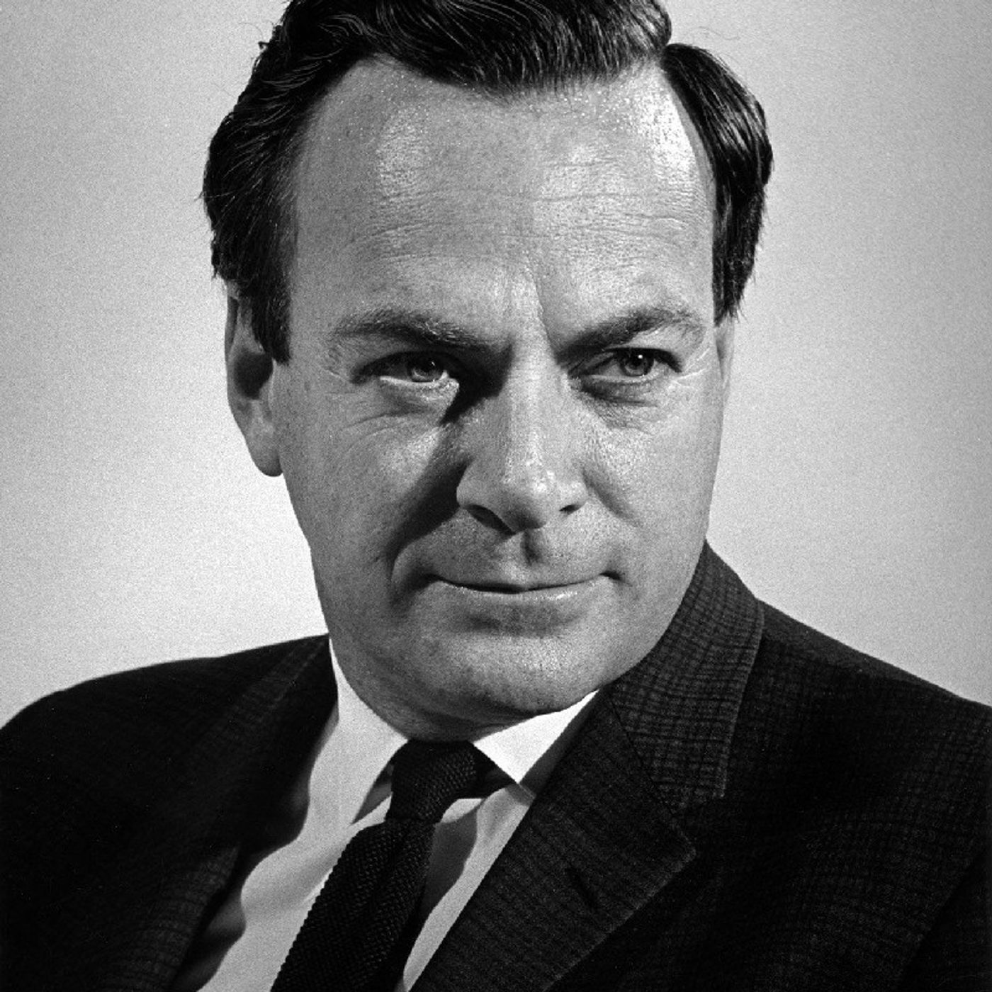 Episode 2307 - The True Conservative - Science Wednesday!