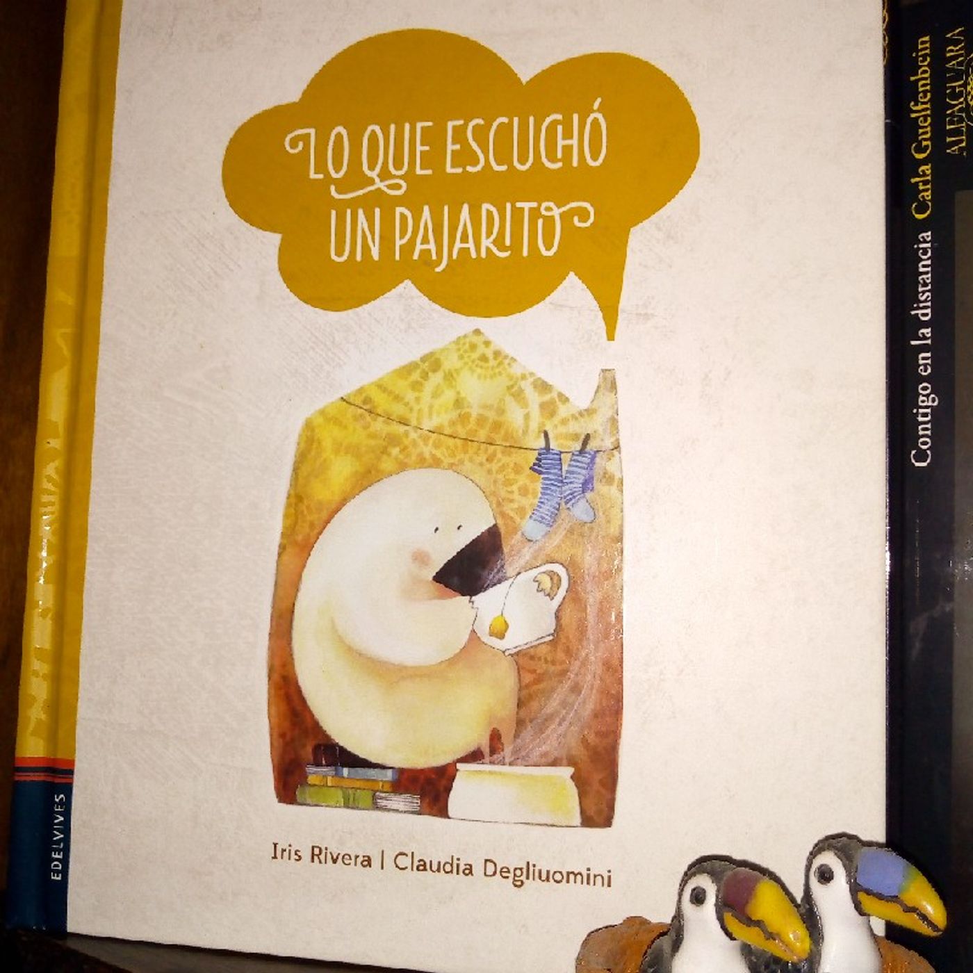 "Lo Que Escuchó Un Pajarito" episode artwork