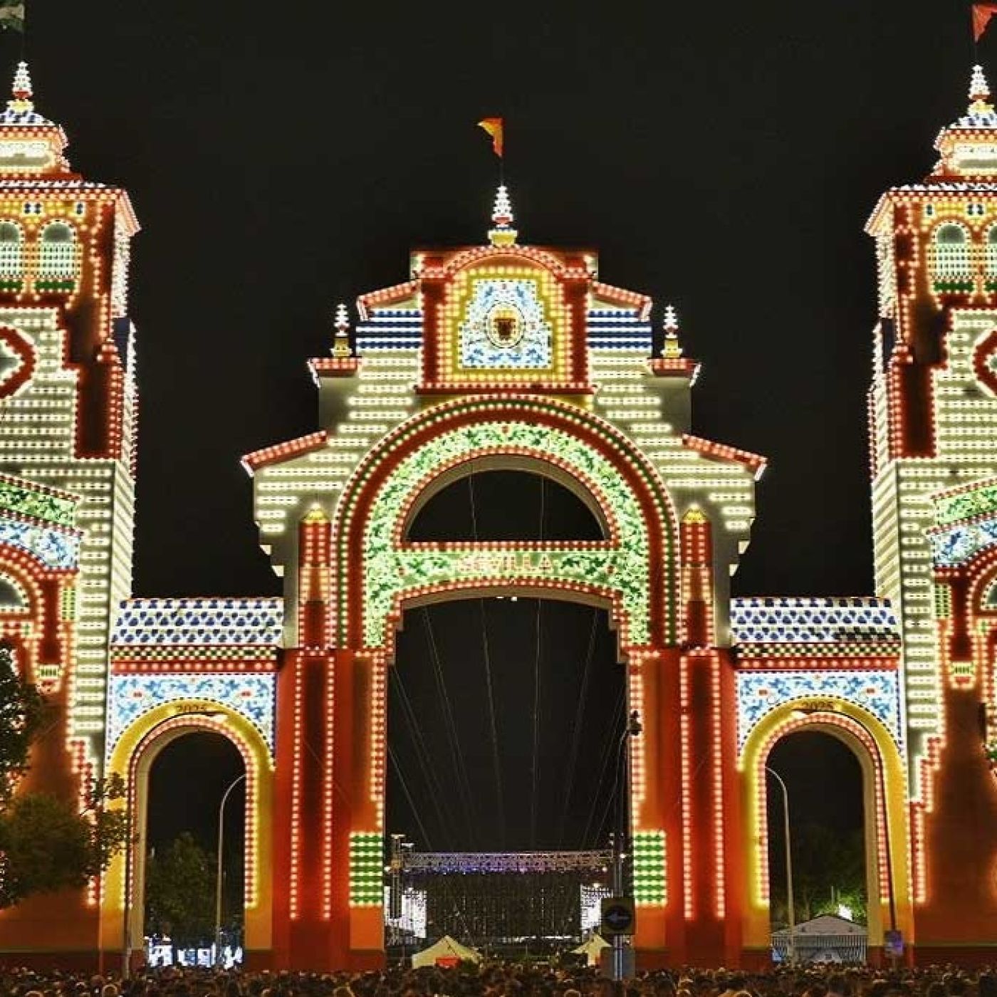 Al filo de lo real nº.456: Misterios y el lado desconocido de la Feria de Sevilla episode artwork