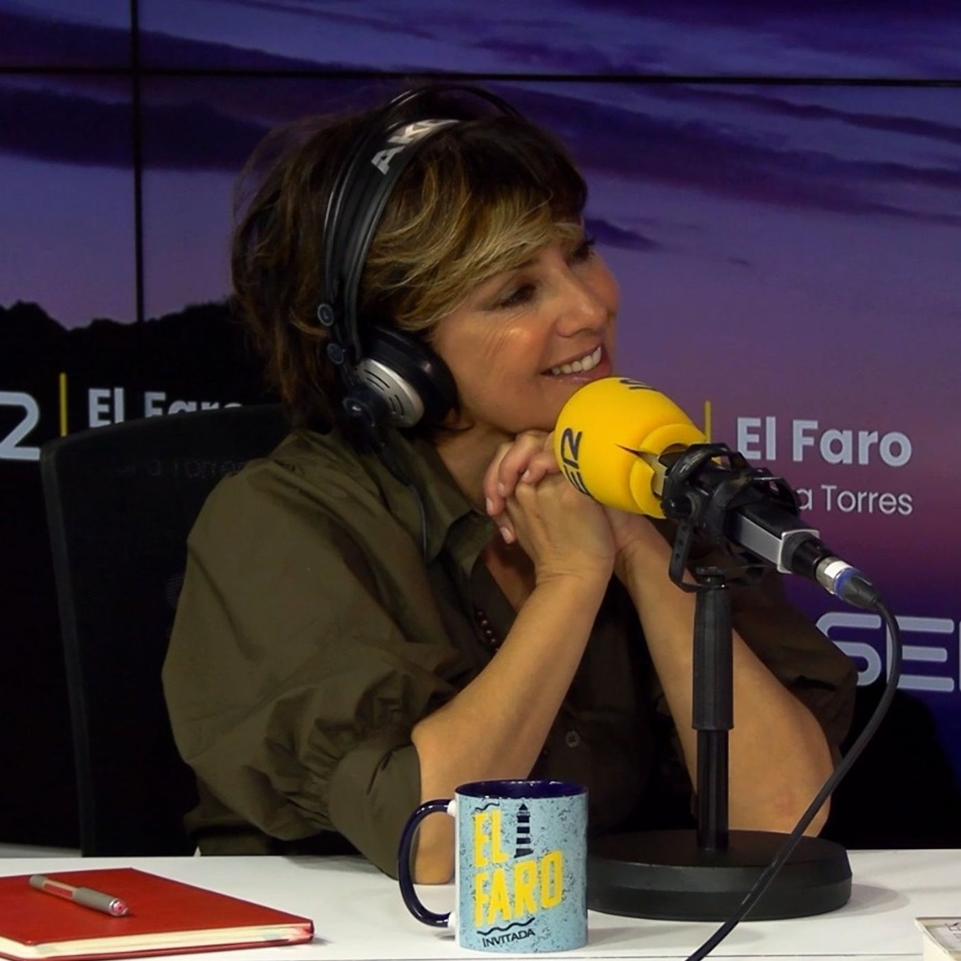 El Faro | Sonsoles Ónega: "Mi padre solo leyó 152 páginas de 'Llevará tu nombre', no le dio tiempo a terminarla" episode artwork