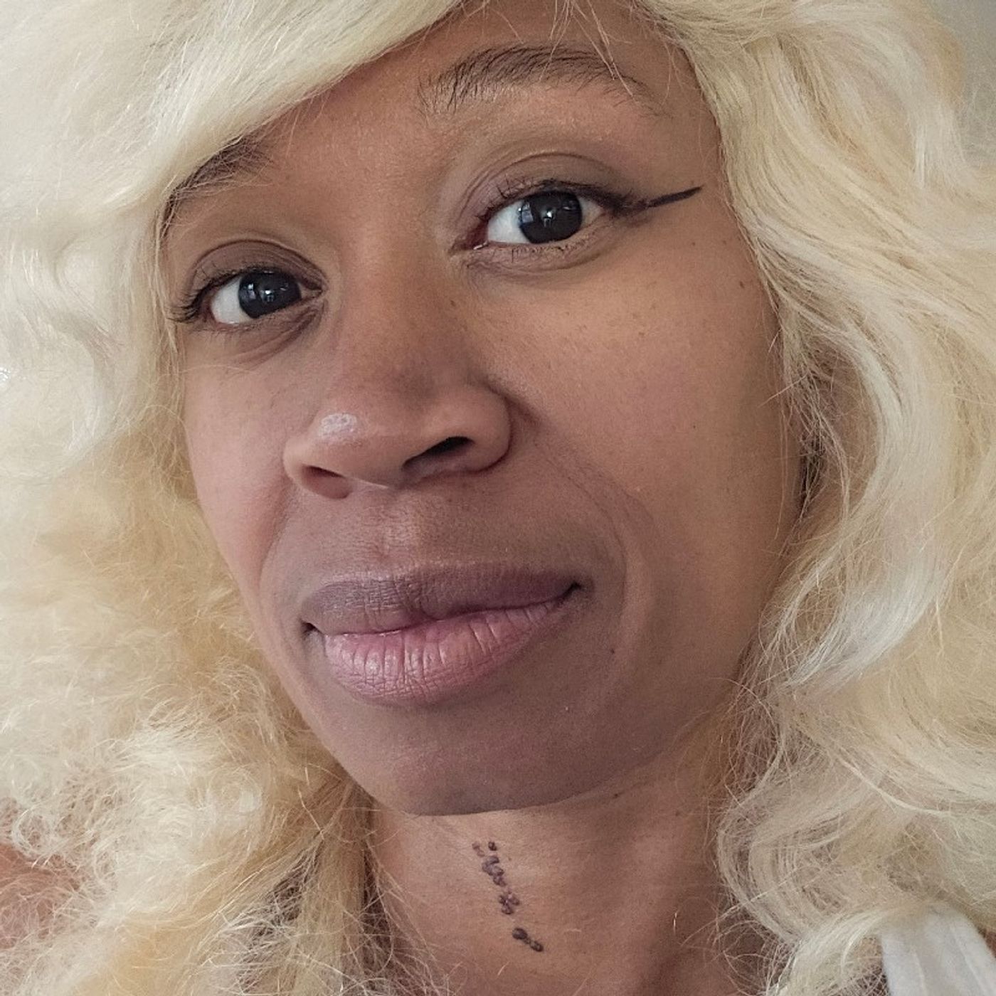 Episode 274 - Chile, no she didn't 🤣👽❌️☀️