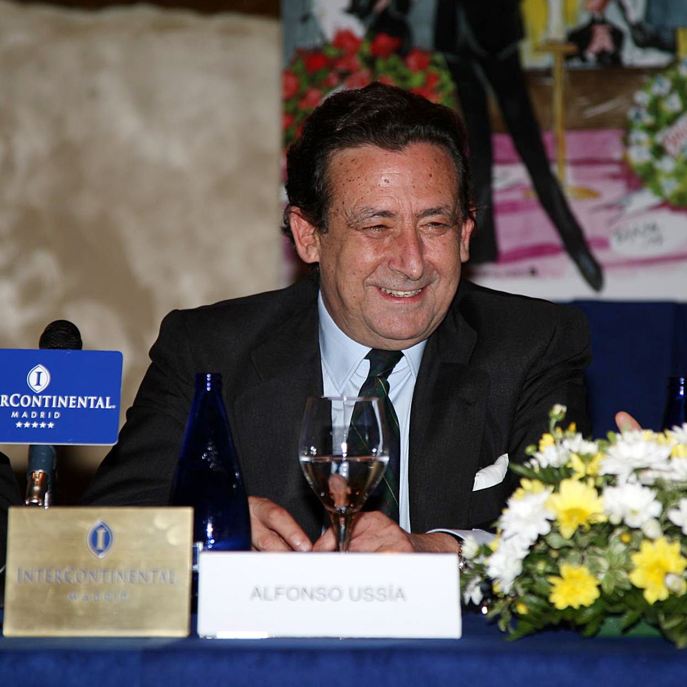 La República de los Tonnntos: El "obituario indecente" del "fanático" Max Pradera sobre Alfonso Ussía