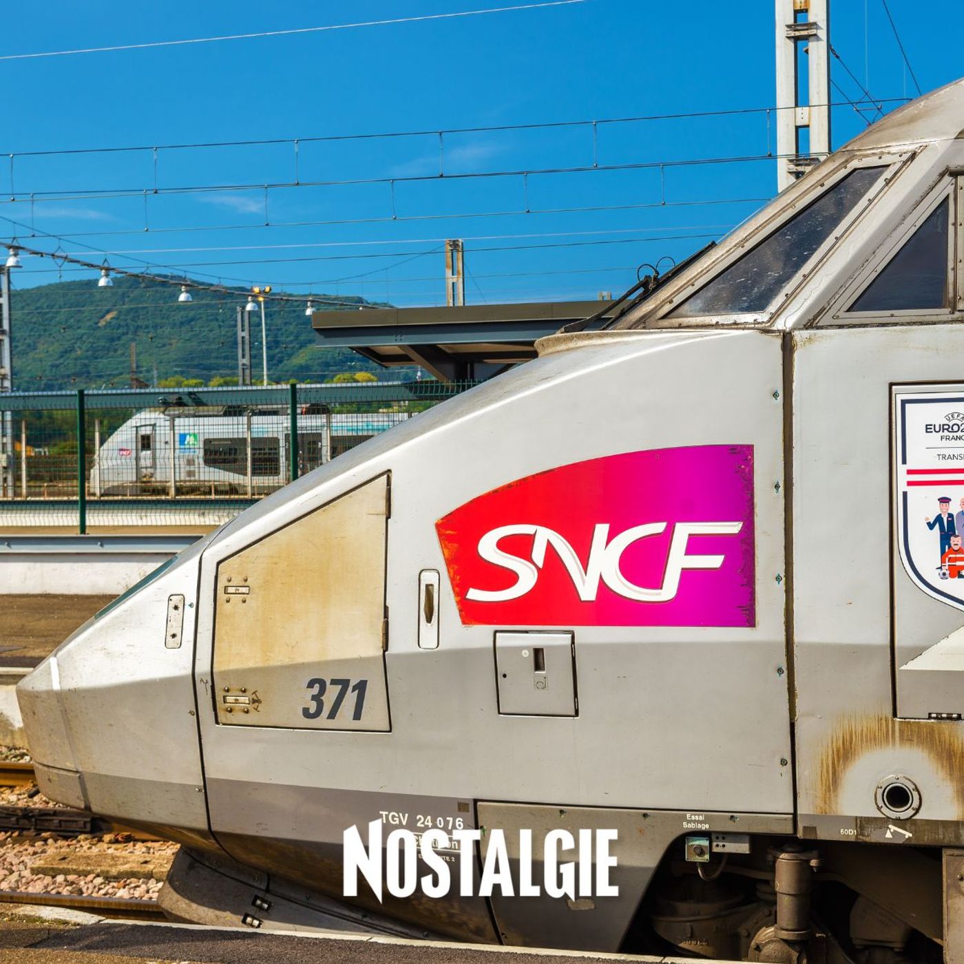 Du stand-up dans le train : le TGV inaugure un "Comedy Club" pour amener l'humour sur le rail episode artwork