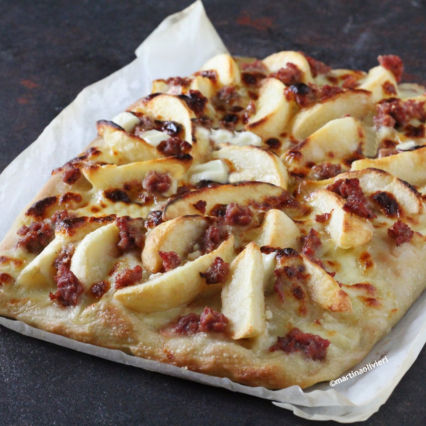 Pizza con patate e salsiccia episode artwork