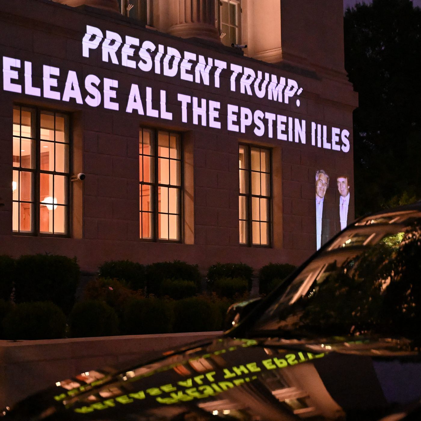 Il 'caso Epstein' continua a creare turbolenze alla presidenza Trump episode artwork