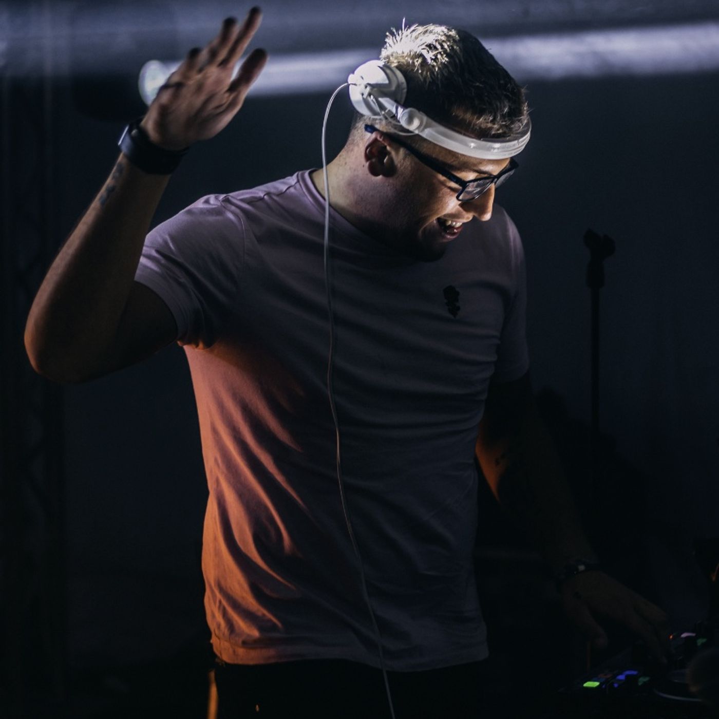 Lets get lost In music