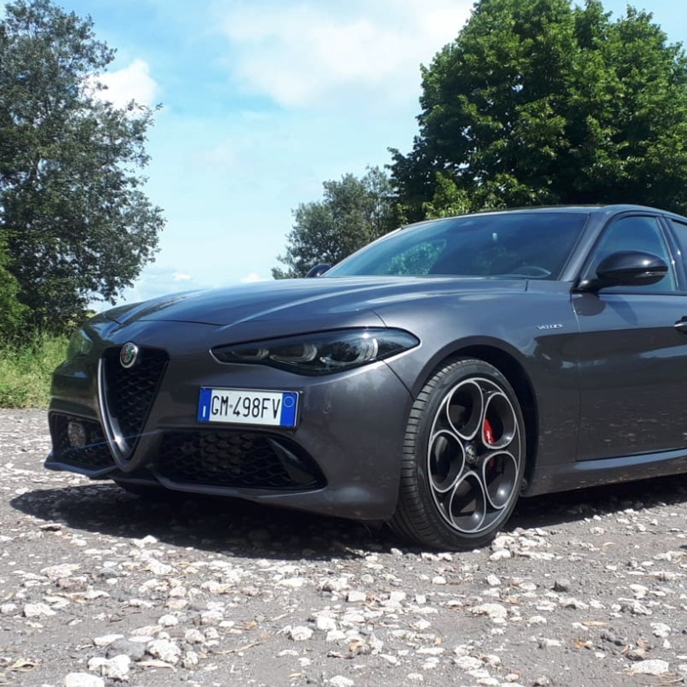 Alfa Romeo Giulia Veloce 2.2 Turbodiesel 210 CV AT8 AWD Q4 – Piacere Diesel episode artwork