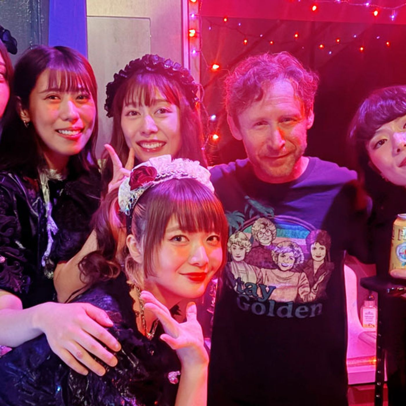 BAND-MAID、北米ツアーLA公演にて伝統ある大型ライブハウスをソールドアウト。マイク・アインジガーとサプライズ共演