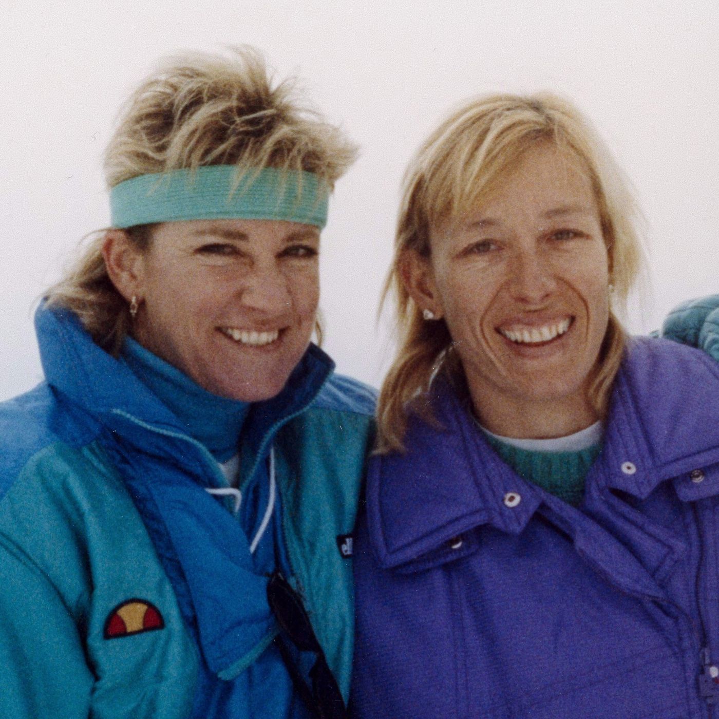 Tennis rivals Chris Evert & Martina Navratilova team up against cancer episode artwork