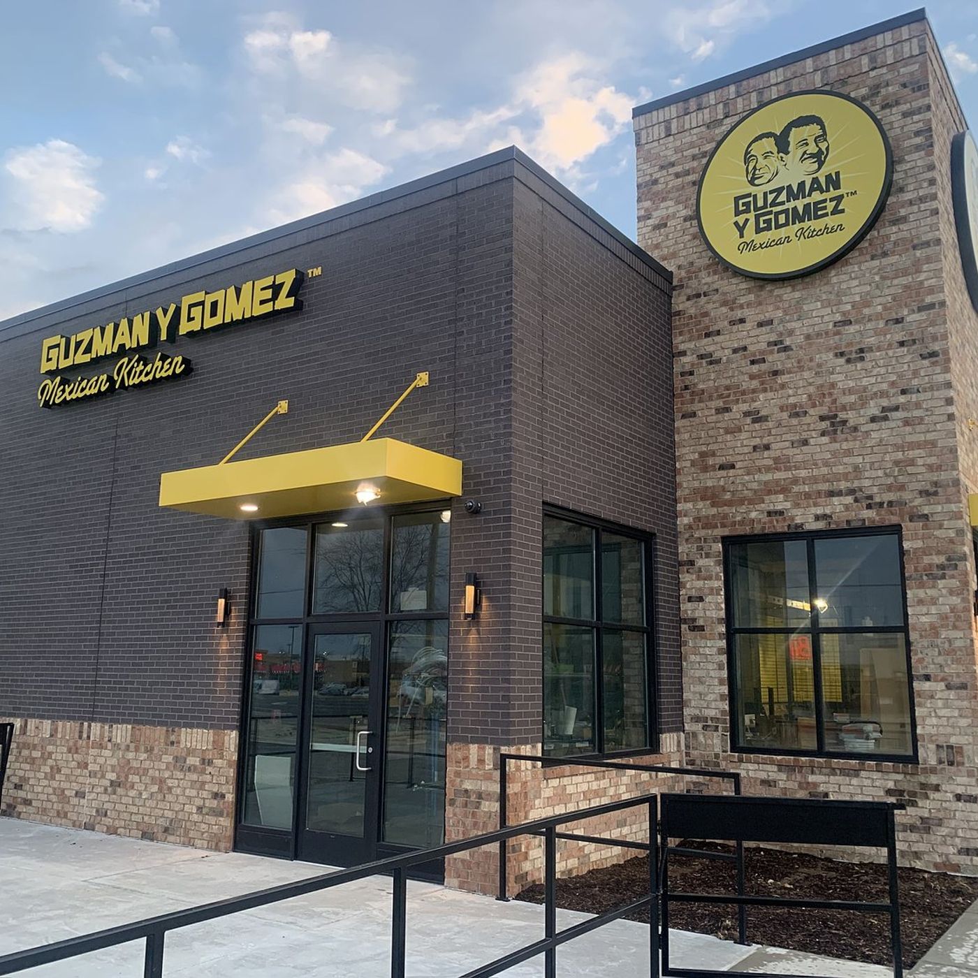 Guzman y Gomez closes all US restaurants, including one in Crystal Lake episode artwork