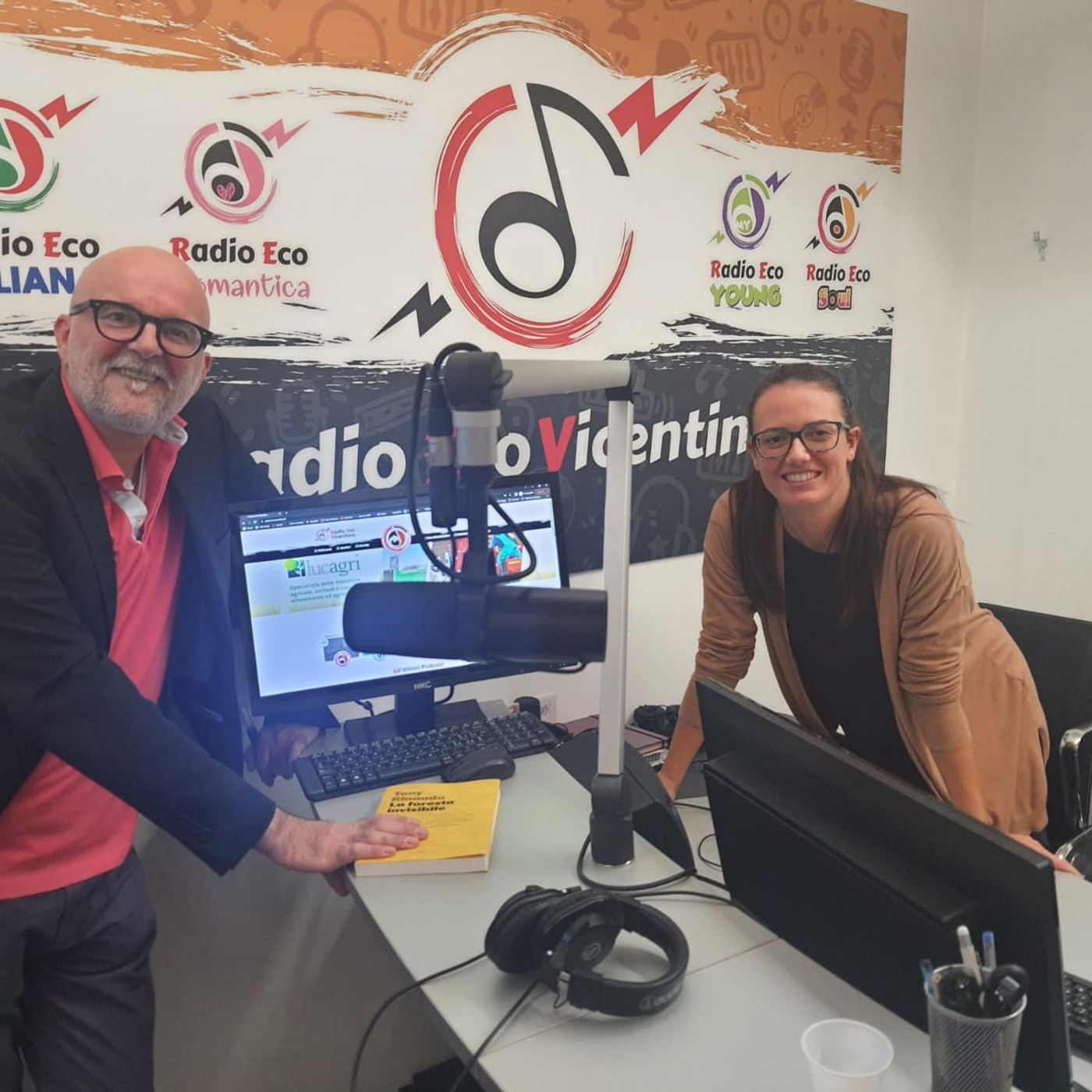 I libri e la musica più bella con le novità di Ottobre proposte da Ronzani Editore episode artwork
