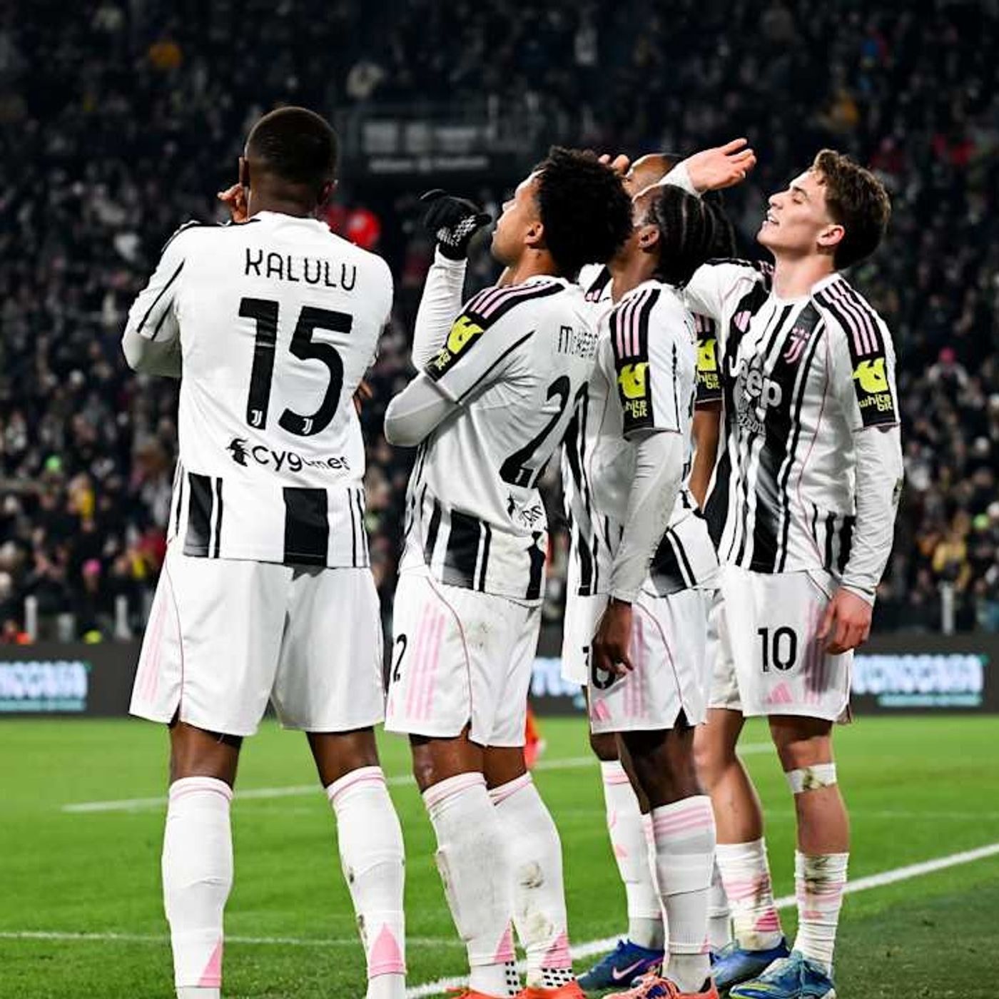 Juve win big over Napoli, Inter take huge lead, UCL knockouts finish - Ep. 292