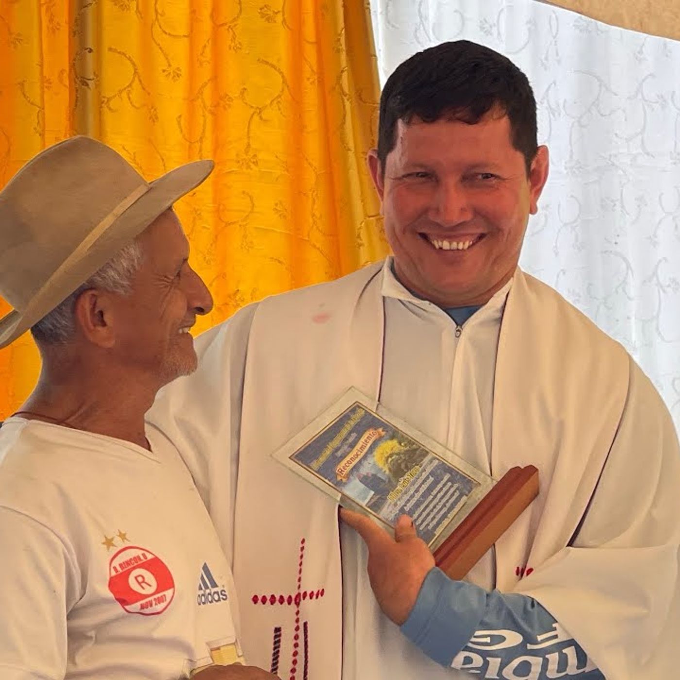Padre Luis Toro y la Florida gran video del inauguración del Puente(M4A_128K) episode artwork