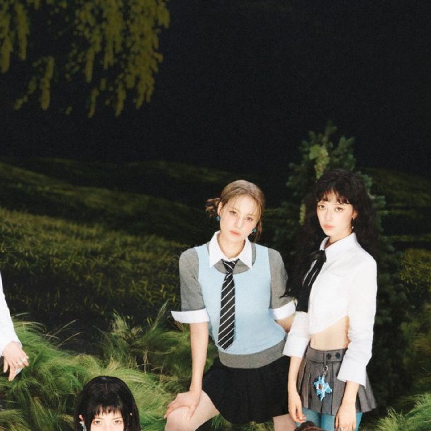 NiziU、ミニアルバム『Sour Grapes』絶好調！タイトル曲は韓国の音楽番組で通算3度目となる1位獲得