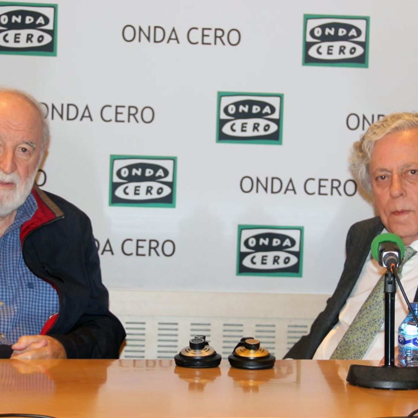 Miguel Ángel Aguilar destaca la carrera como periodista de Diego Carcedo: "El alma de reportero le ha acompañado absolutamente siempre" Miguel Ángel Aguilar destaca la carrera como periodista de Diego Carcedo: "El alma de reportero le ha acompañado absolutamente siempre"