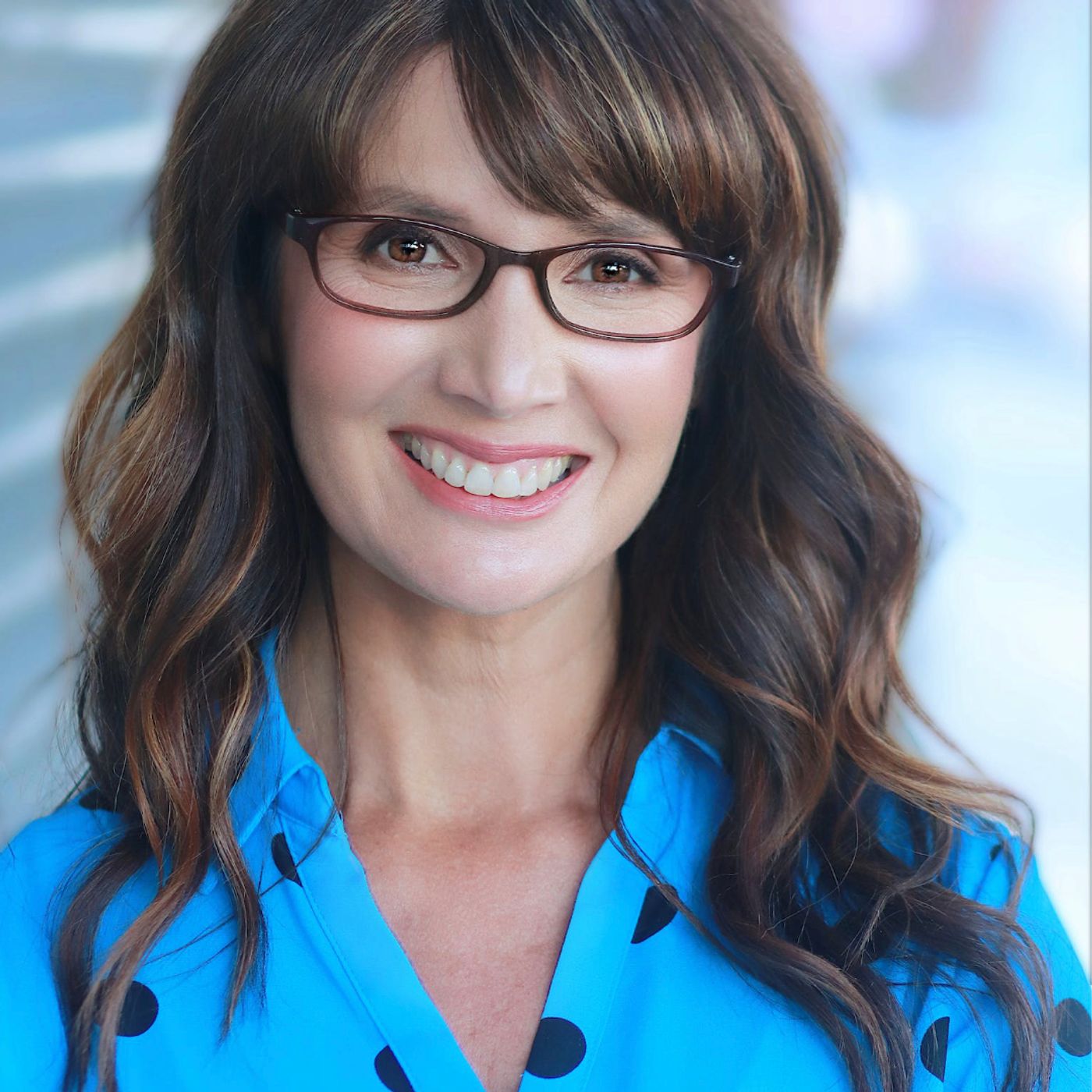 Mirella Acebo - SOS for the MOM: How to Manage Mom Emotions