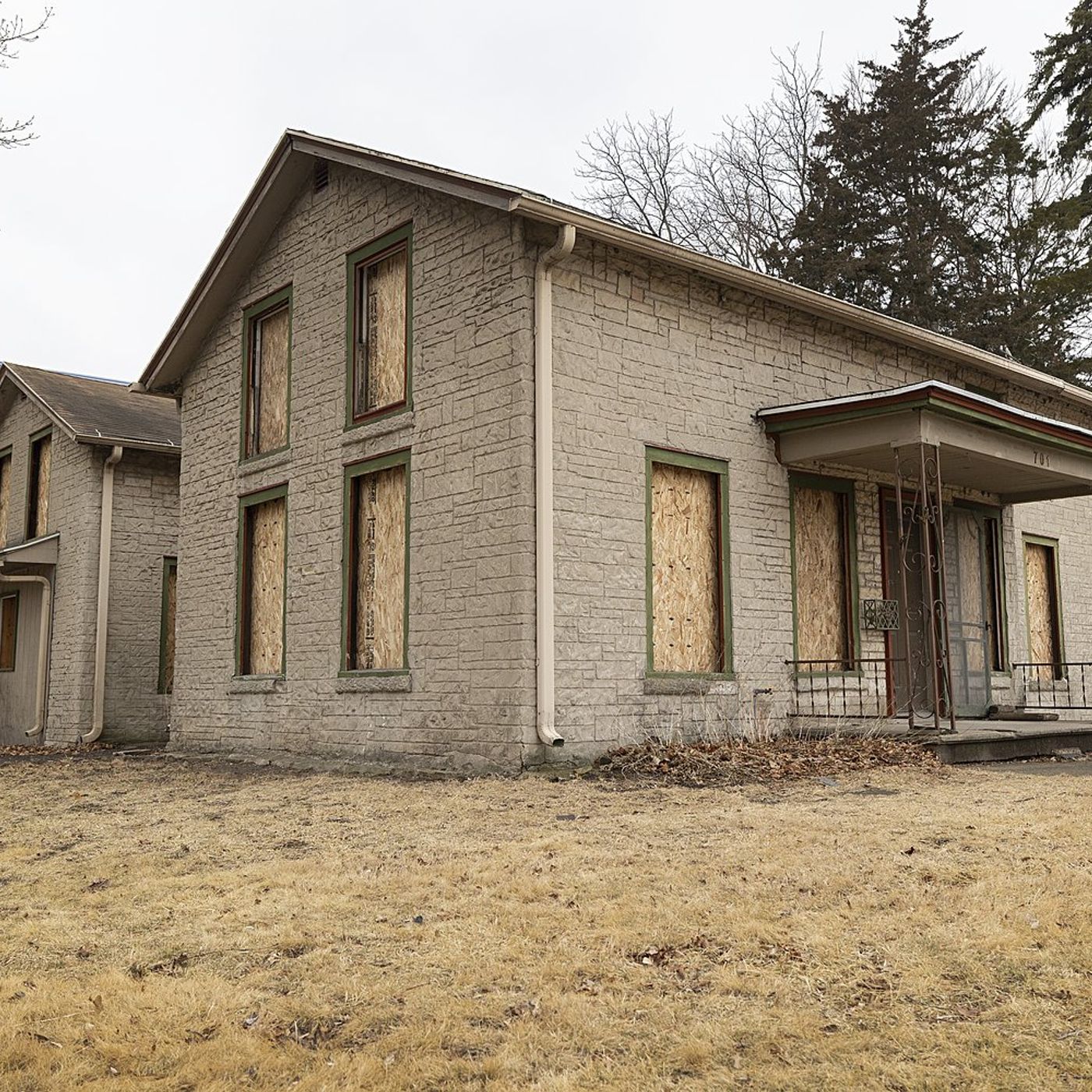 Sterling city leaders debate fate of house, decide it will be demolished episode artwork