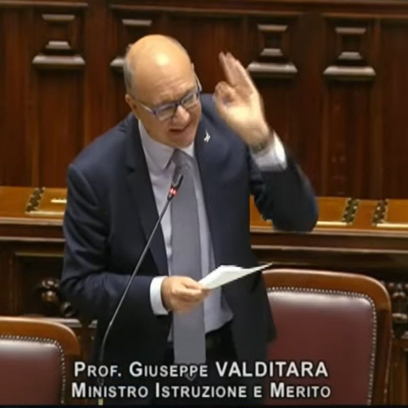 Caos alla Camera fra Valditara e opposizioni sull’educazione sessuale e affettiva