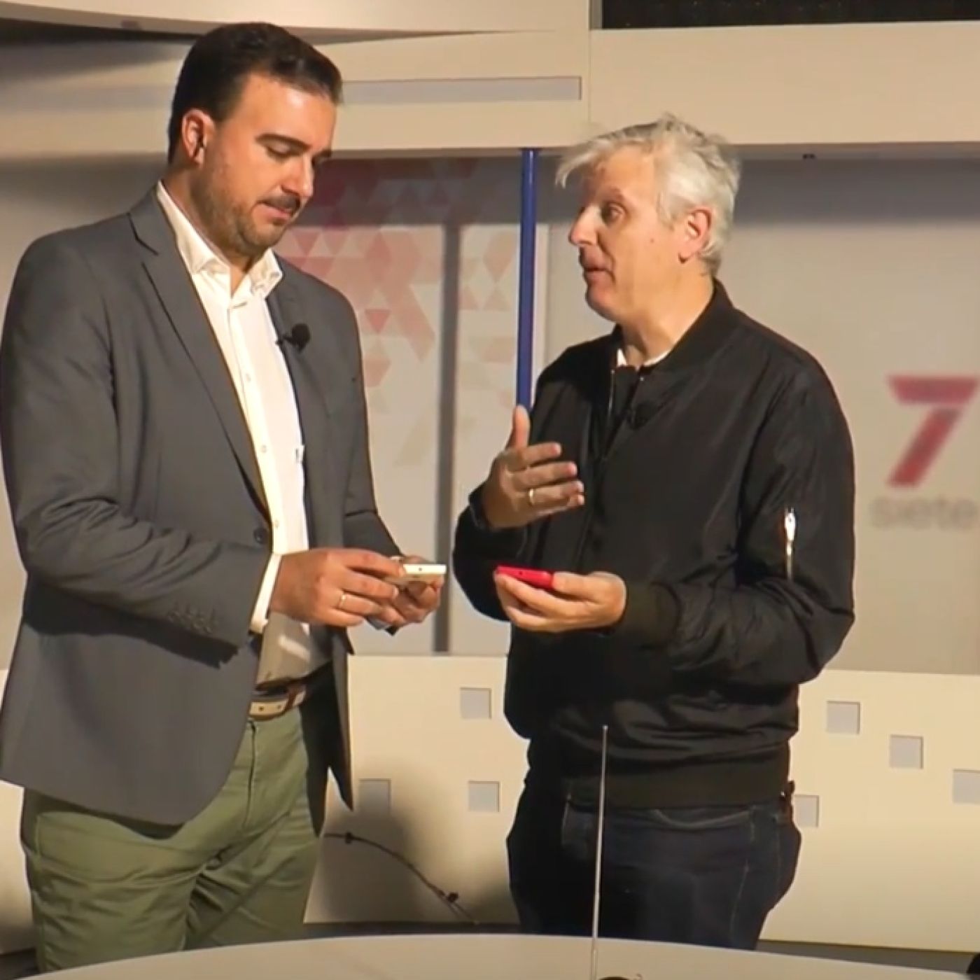 Voces del Misterio 7tv: Investigaciones, Entidad oscura en la mansión de las pinturas, Investigación plató de televisión episode artwork