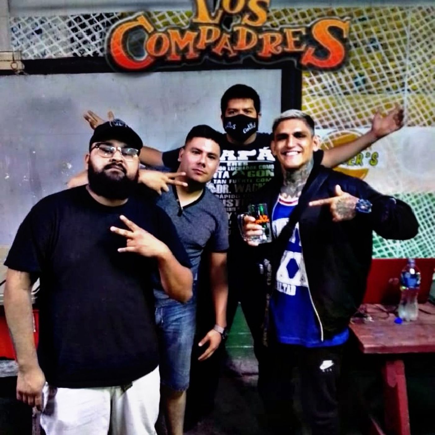 LOS COMPADRES