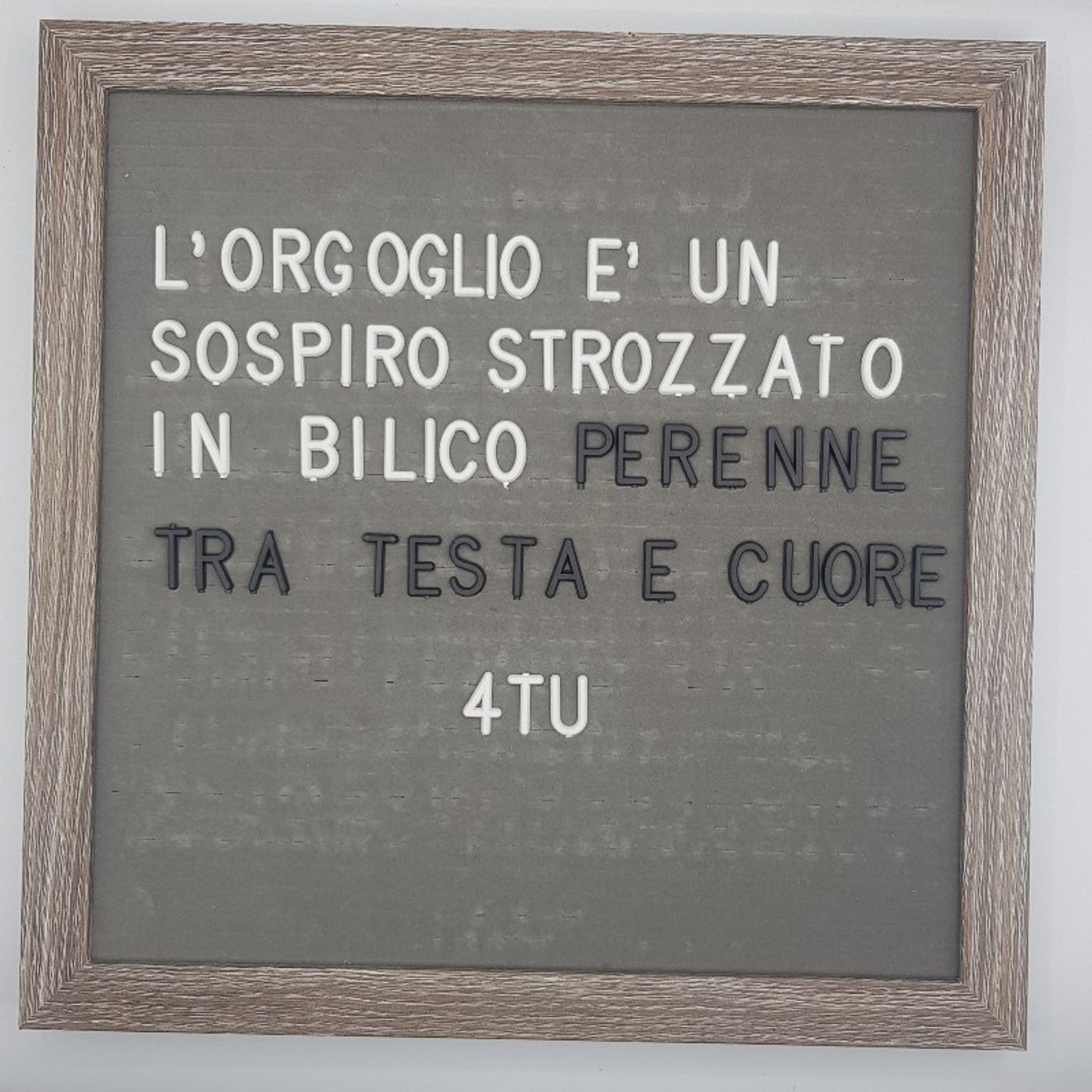 Cronache di un\'assenza