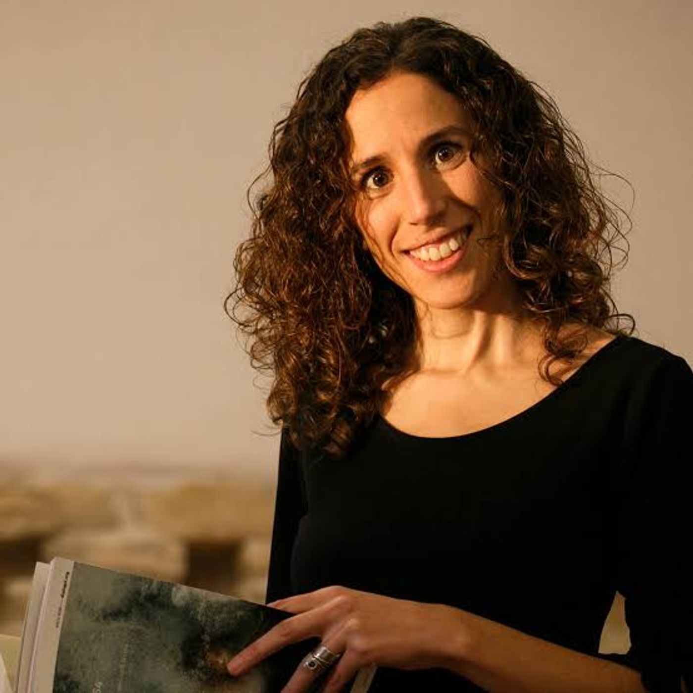 Dial interior (23 - Clara Fons (Diversitat religiosa) i secció Una finestra privilegiada) 19 03 25