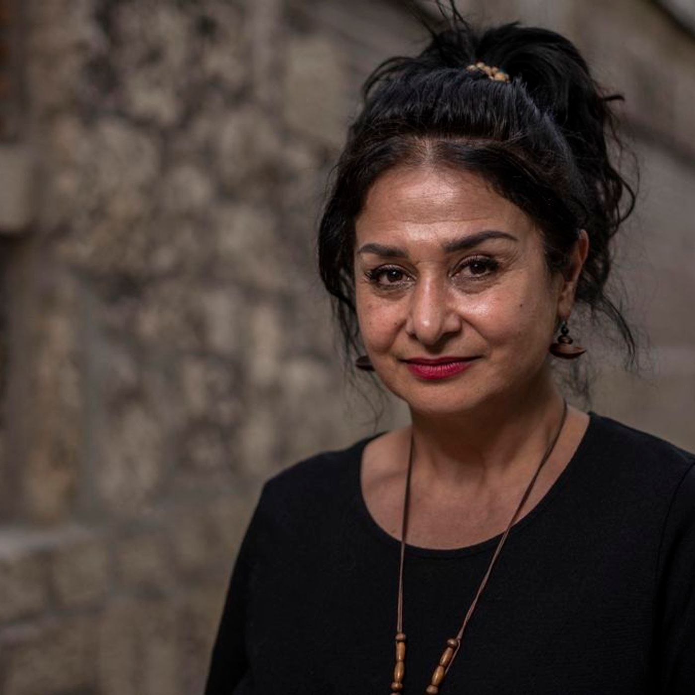 La activista Nilufar Saberi denuncia la "solidaridad selectiva" de la izquierda para reclamar el derecho internacional