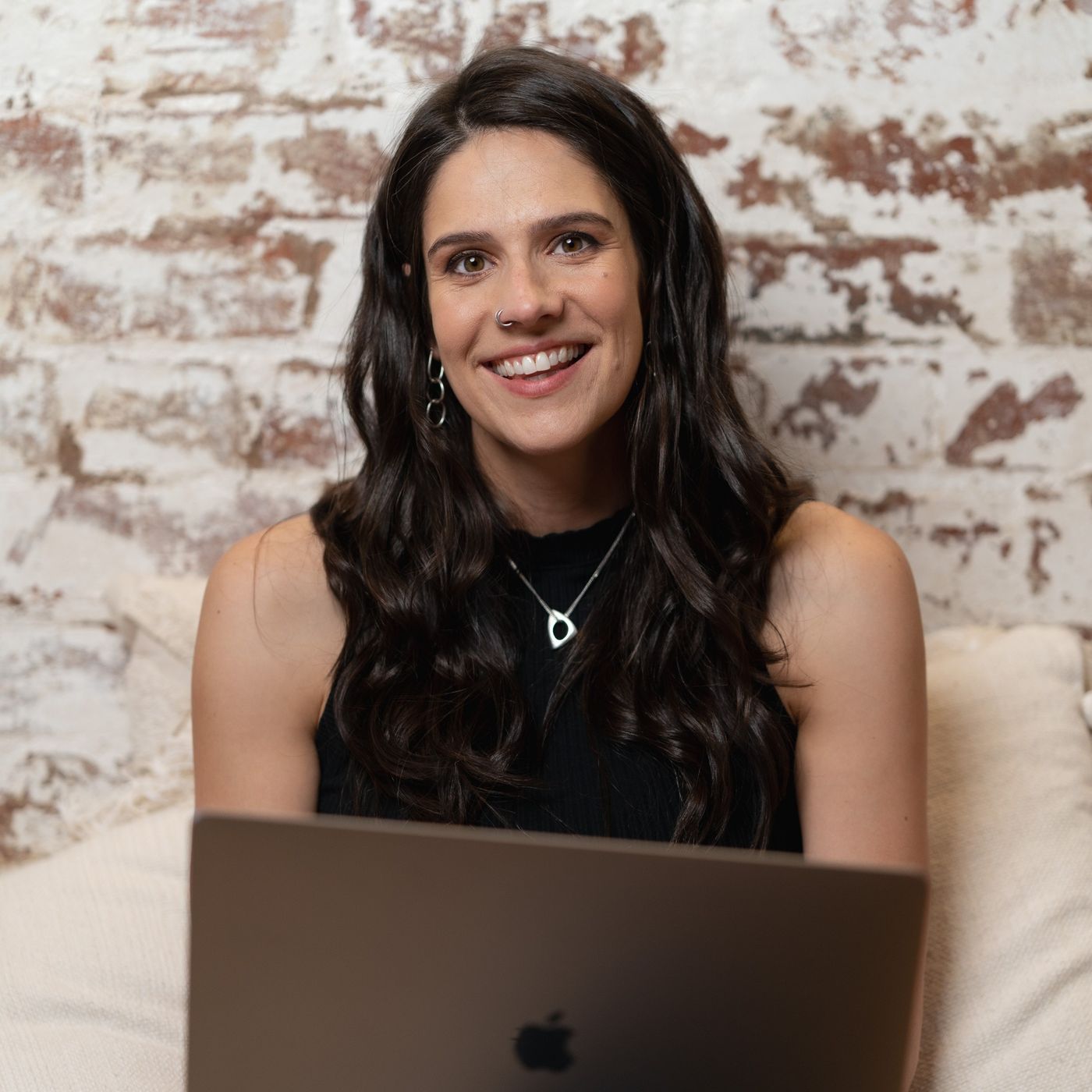 106: Ana Kresina talks about the cost of raising children episode artwork