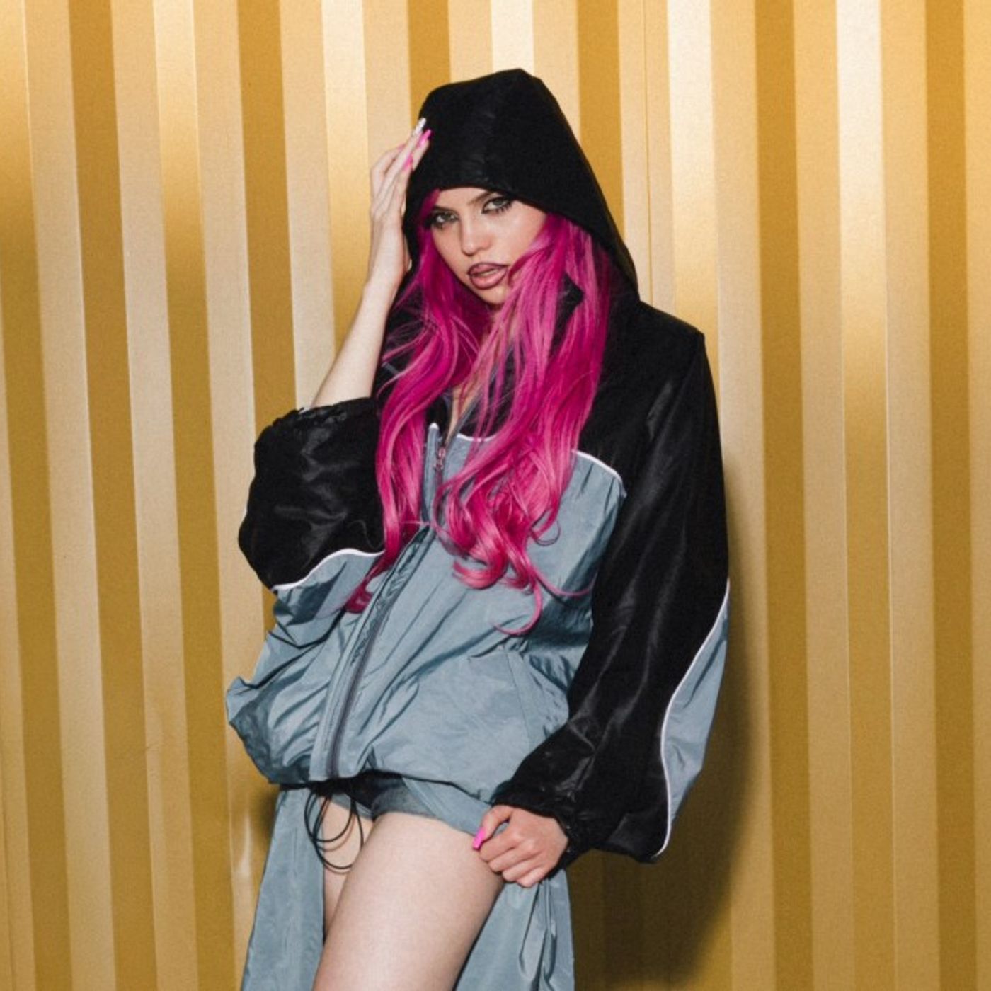 ADÉLA’s ‘PRIMA’ Debuts at No. 1 on 2 Billboard Album Charts