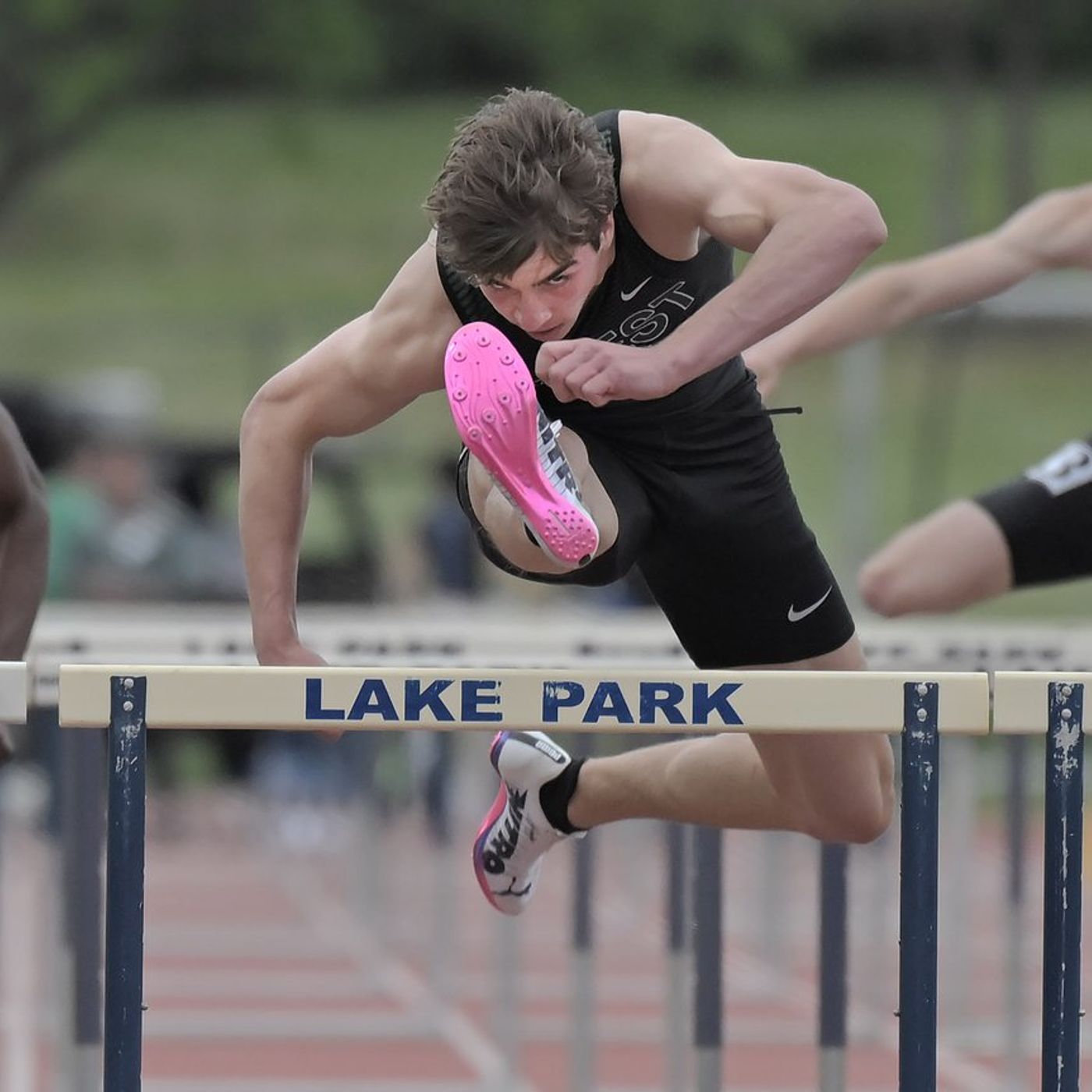 Joseph Michelini secures third state bid, leads Lake Park to sectional title episode artwork