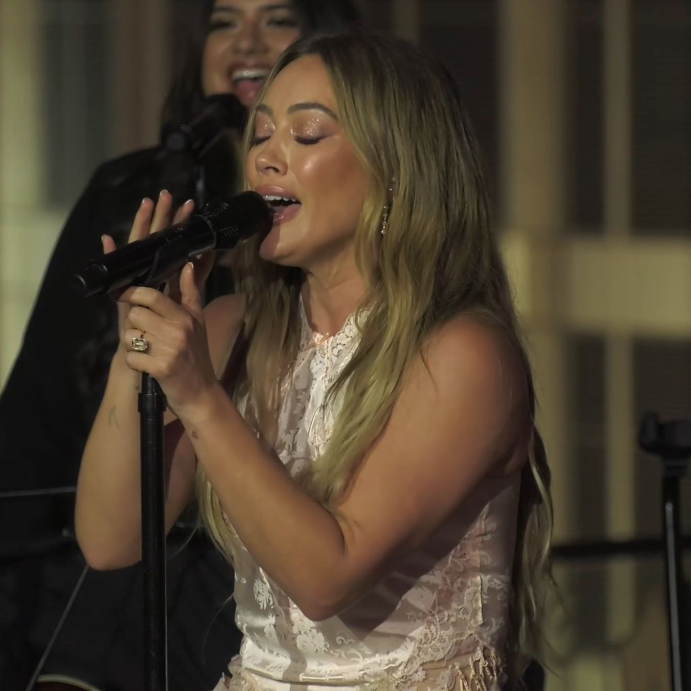 Future Tripping - Hilary Duff (Live at the GRAMMY Museum) Commentary episode artwork